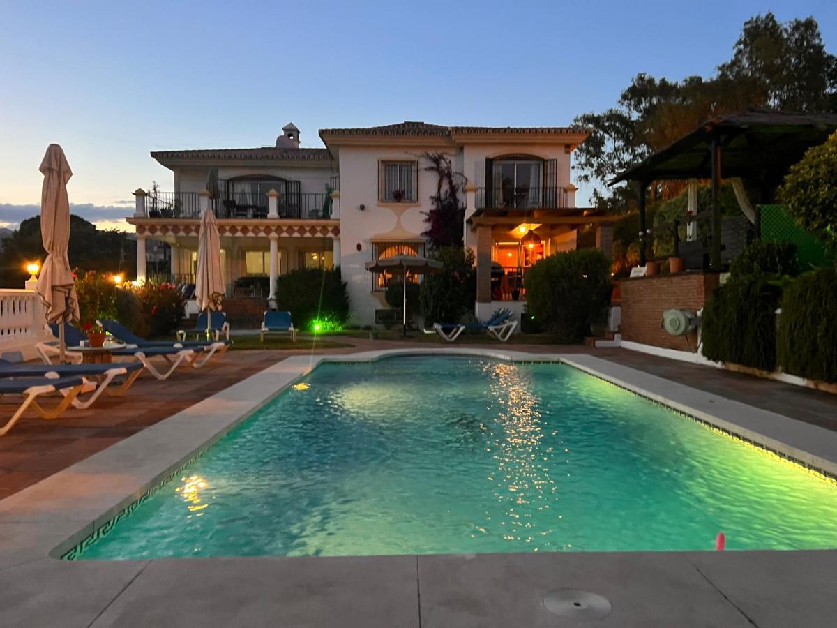 B&B Villa Michieli Marbella Exterior photo